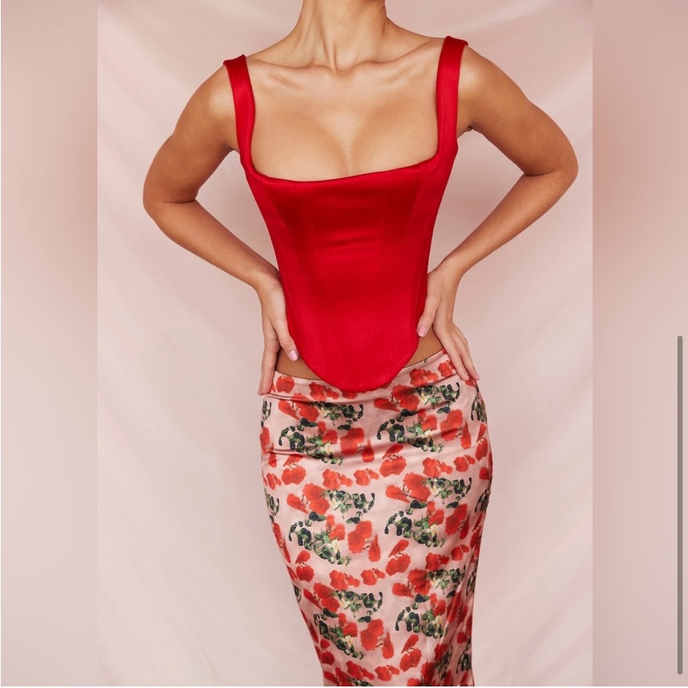 Red House of CB Corset